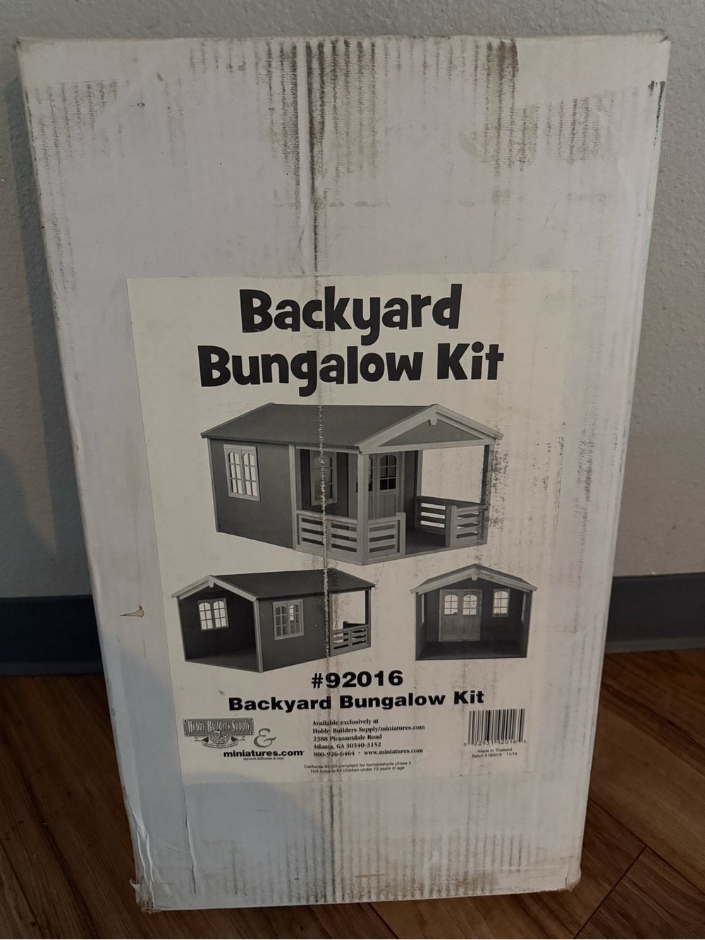 Hobby Building Supply Backyard Bungalow Kit #92016 Dollhouse Collectible 1:12